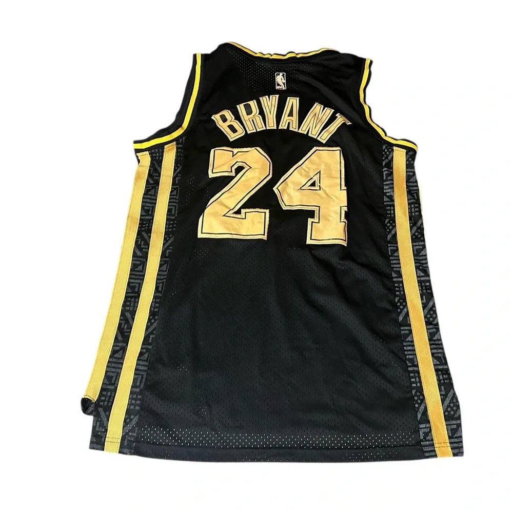 Adidas Men Los Angeles Lakers Kobe Bryant Limited Edition Sz Medium